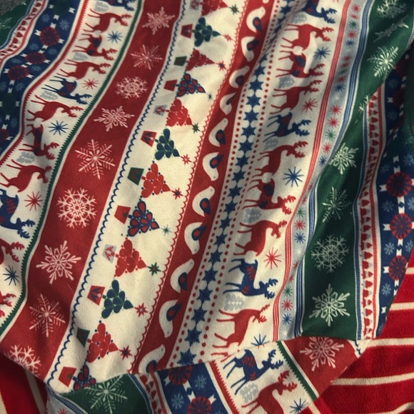 Matilda Jane Merry and Bright Fair Isle Pajama Set Size 8 Reindeer - Picture 2 of 6